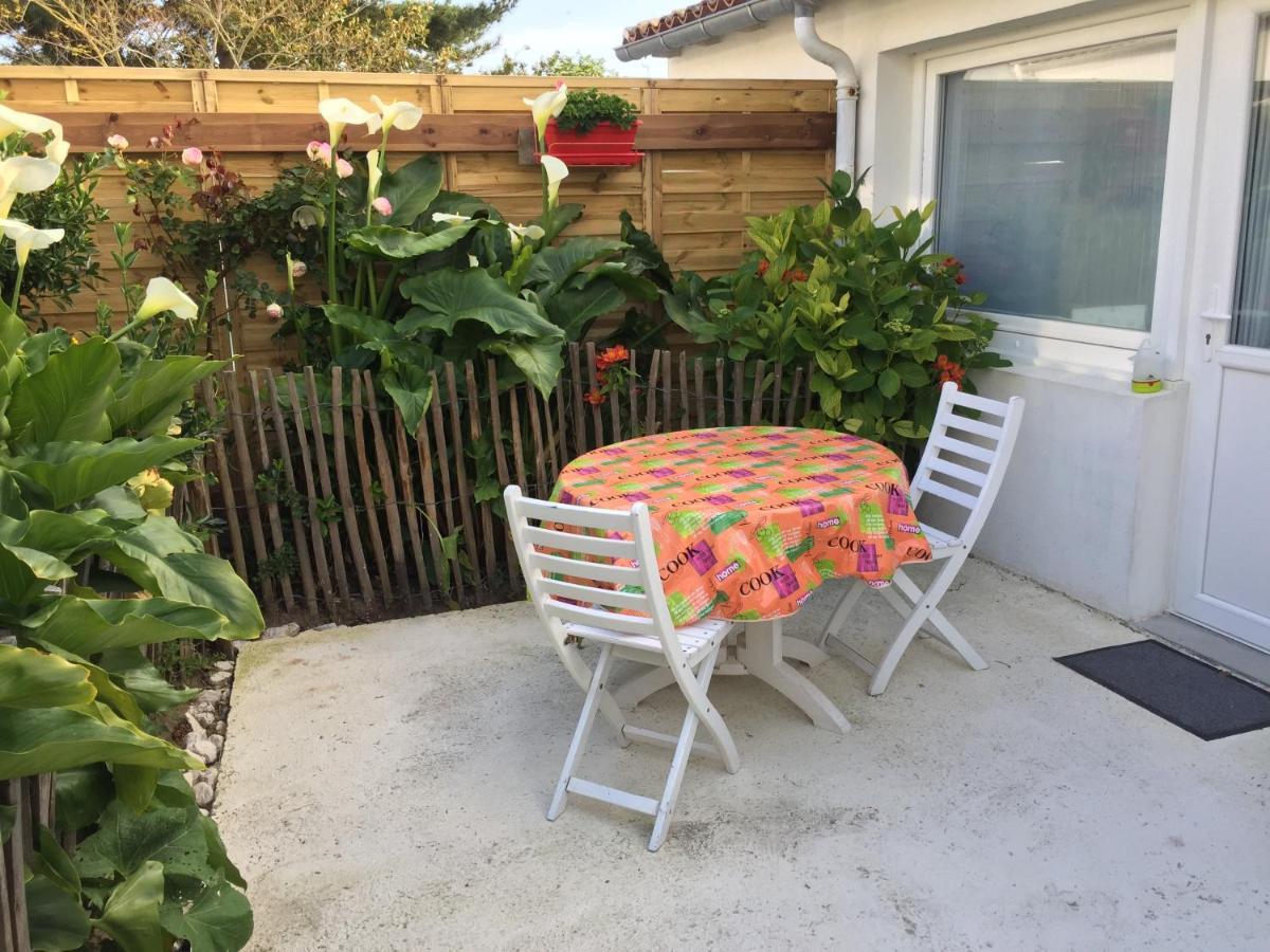 Petite Maison Dans Le Jardin Ars-en-Ré Kültér fotó
